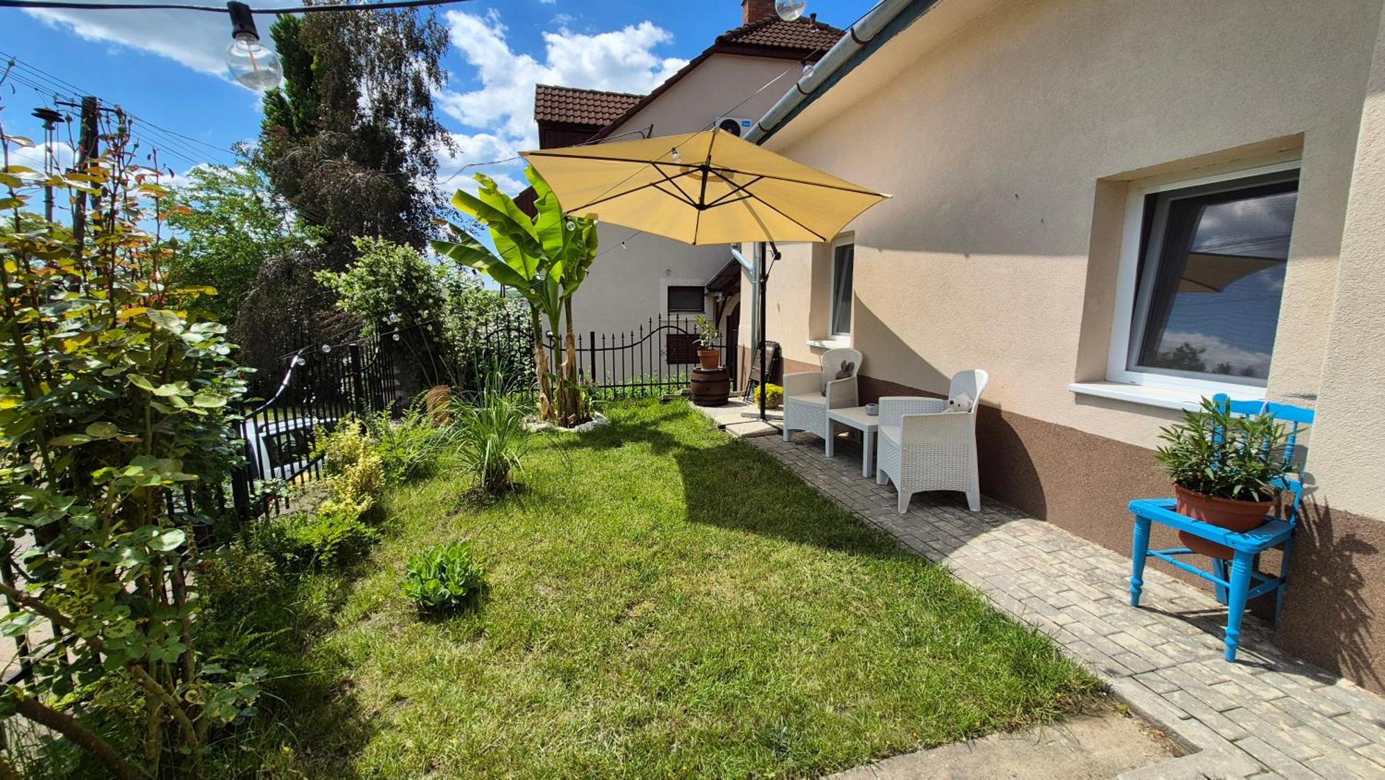Mi Casa Vendeghaz - Apartments Егер Екстериор снимка