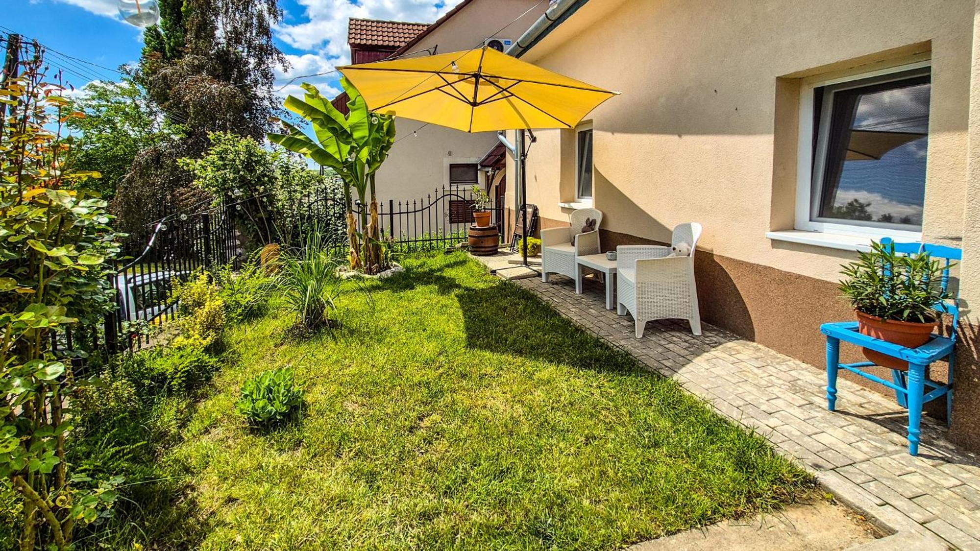 Mi Casa Vendeghaz - Apartments Егер Екстериор снимка